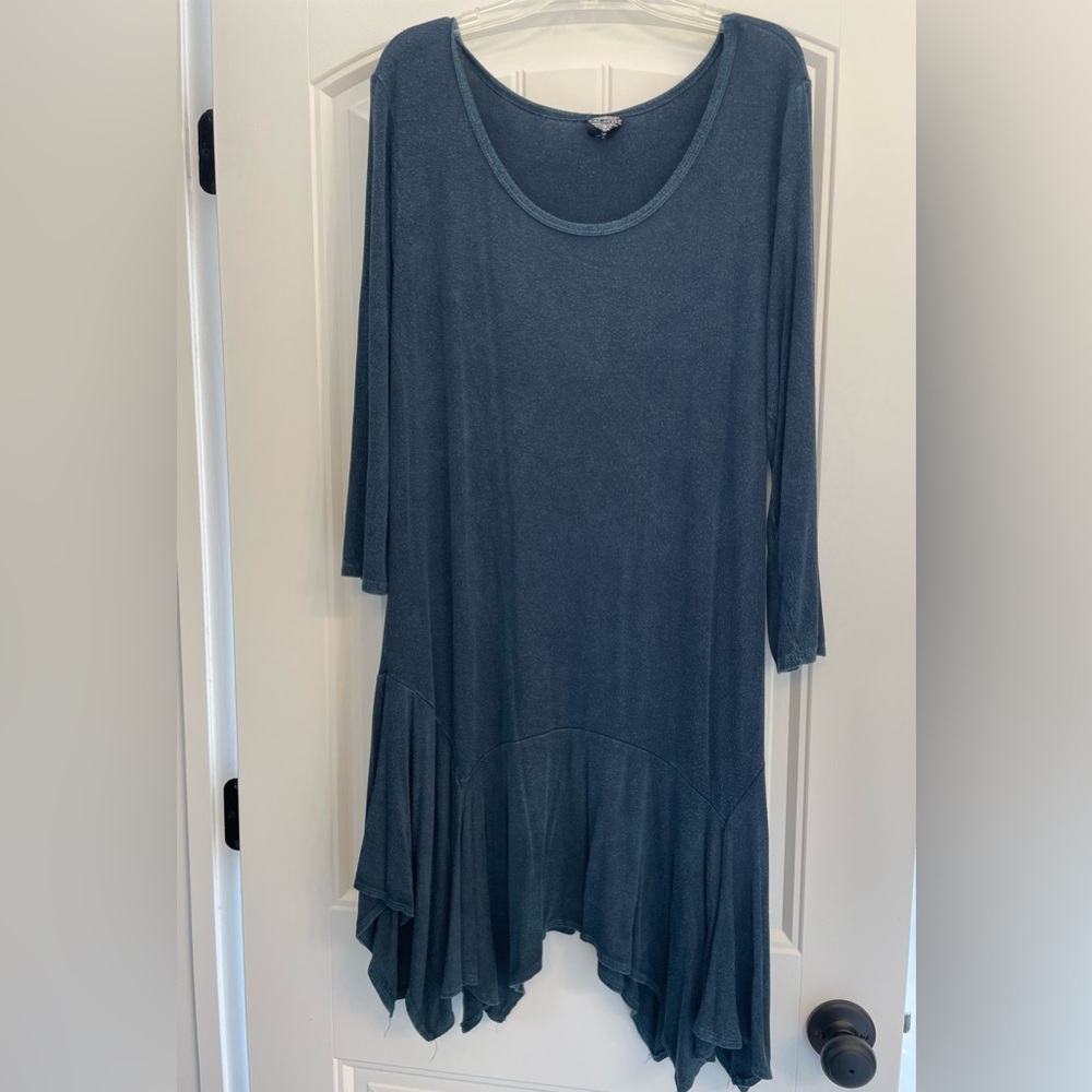 Never worn! Navy blue dress, size:medium.